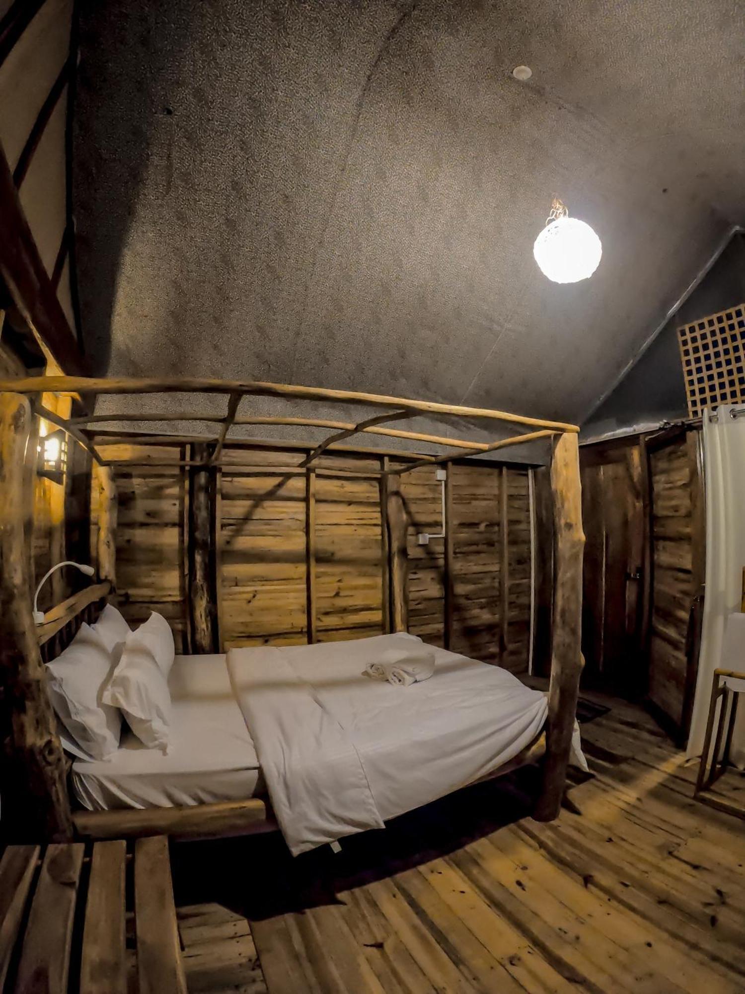 Lamiaceae Wood Cabin Ella Exteriér fotografie